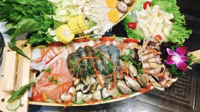 Vựa Hải Sản - Đành Đạch Quán KĐT Cổ Nhuế