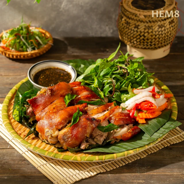 Hẻm 8 - Nguyễn Văn Lộc
