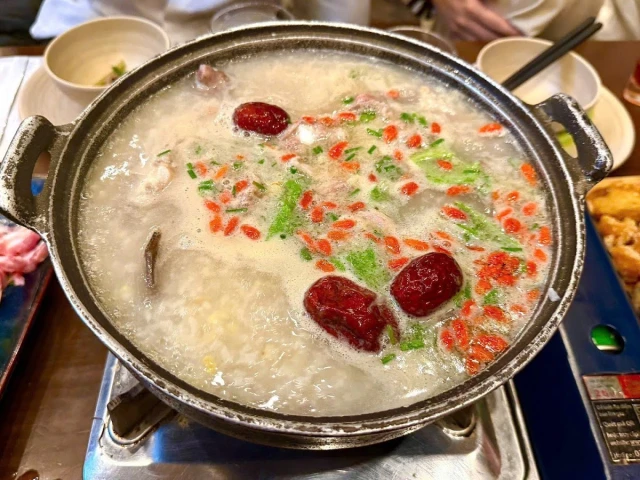 Hẻm 8 - Nguyễn Văn Lộc