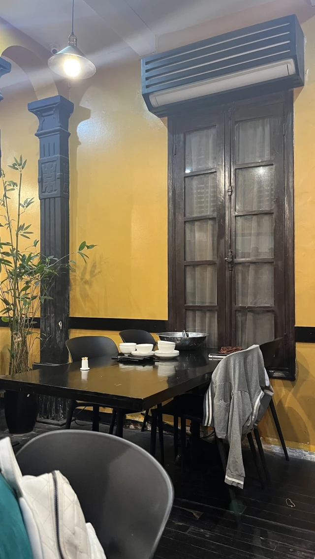 Lẩu Cua Đồng Hòa Lạc - Triệu Việt Vương - không gian 5