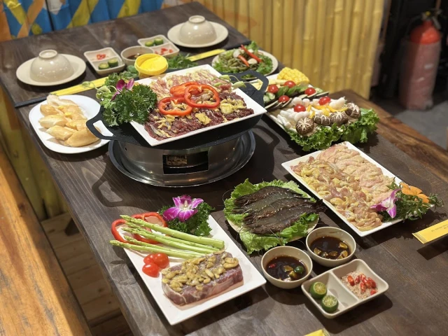 Cocoru Coffee & Restaurant - Bạch Đằng