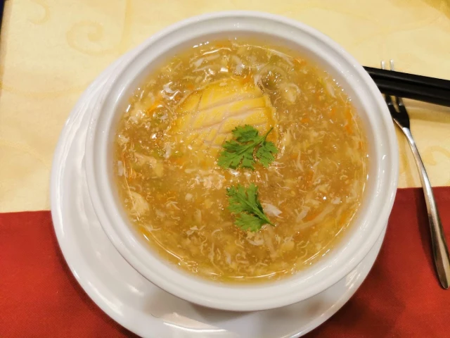 Thế Giới Hải Sản - Mễ Trì (Golden Palace)