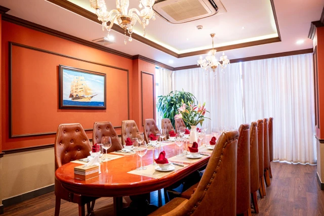 Thế Giới Hải Sản - Mễ Trì (Golden Palace) - không gian 5