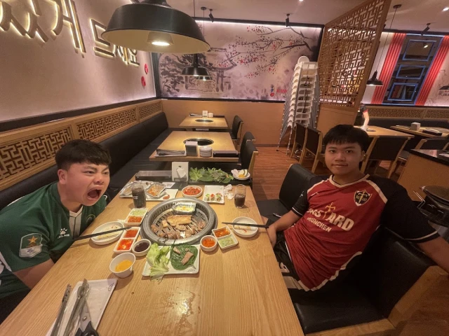 King BBQ Buffet - Times City - không gian 3