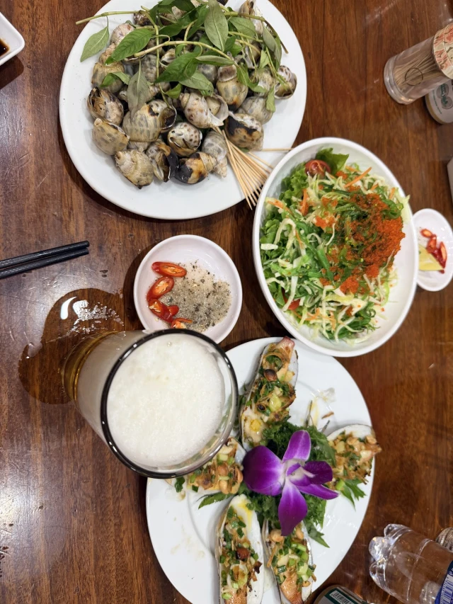 Hải Sản Biển Đông - Trần Thái Tông