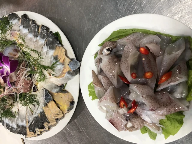 Hải Sản Biển Đông - Trần Thái Tông