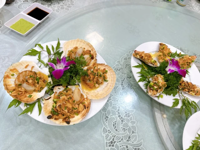 Hải Sản Biển Đông - Trần Thái Tông