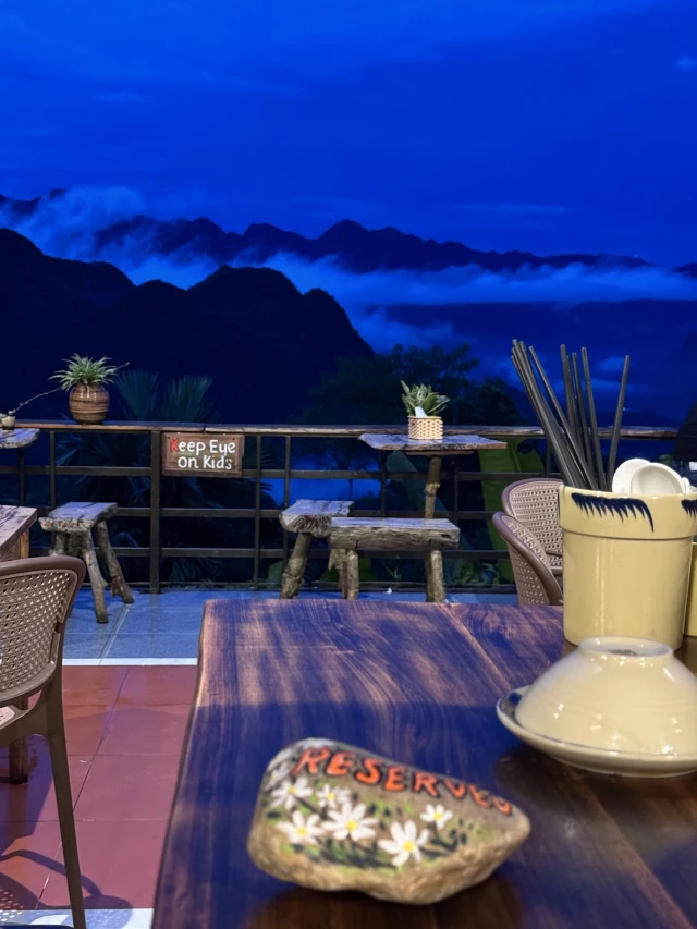 Nhà hàng Quán Mộc Pù Luông