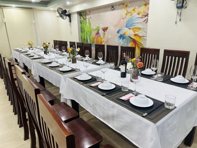 Nhà Hàng Hải Sản Phương Thuỷ - Hạ Long - không gian 1