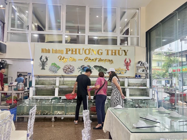 Nhà Hàng Hải Sản Phương Thuỷ - Hạ Long - không gian 6