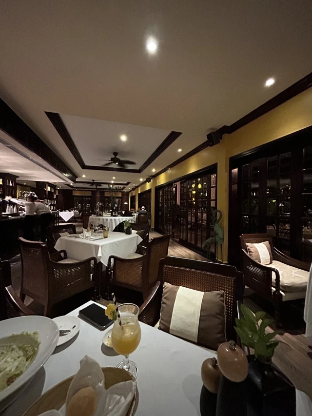 The Temple Restaurant & Lounge - Hùng Vương