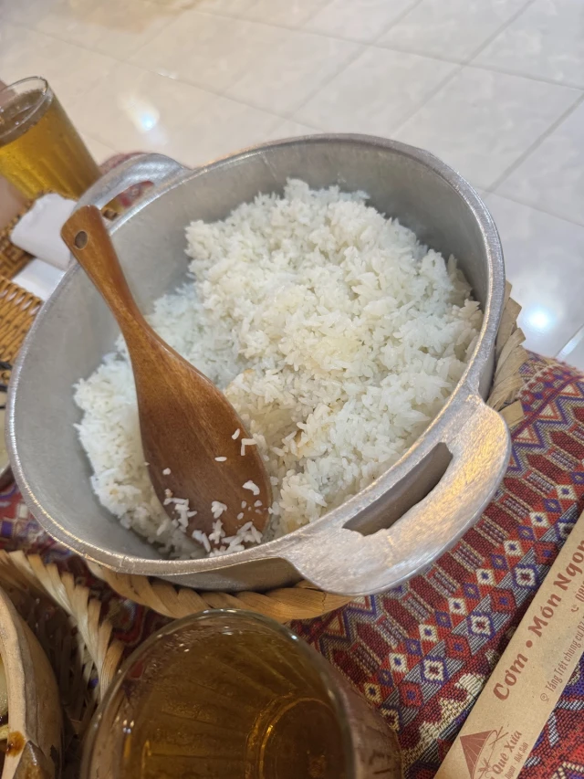 Nhà hàng Cơm Làng Quê Xưa