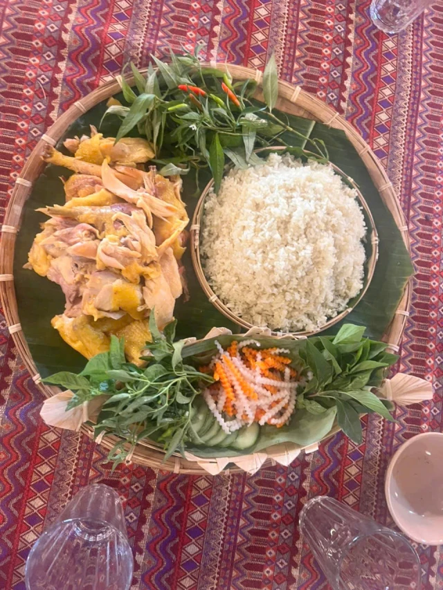 Nhà hàng Cơm Làng Quê Xưa