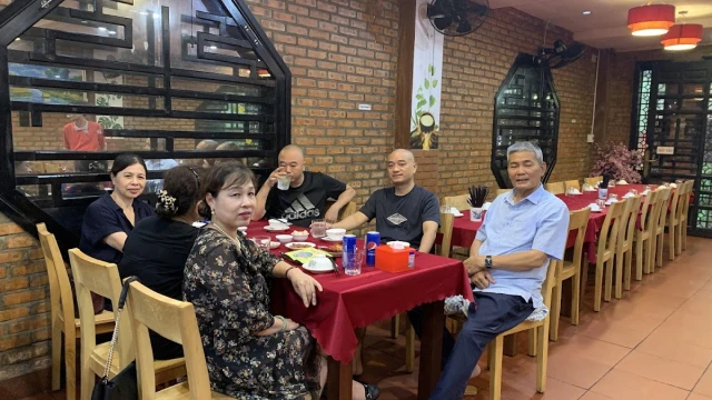 Cơm Niêu Nhà Đỏ 2 – Nguyễn Tri Phương - không gian 6
