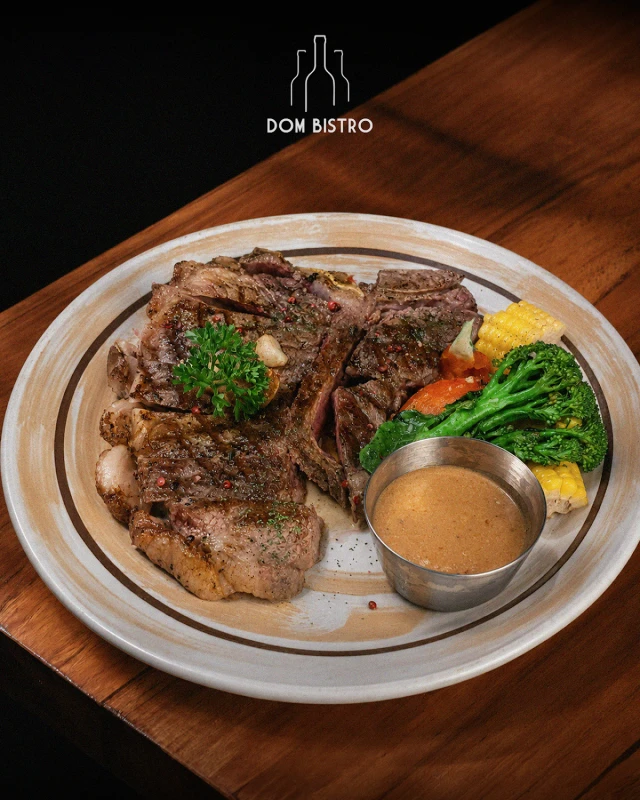 DOM - The Wine Bistro – Phan Bội Châu