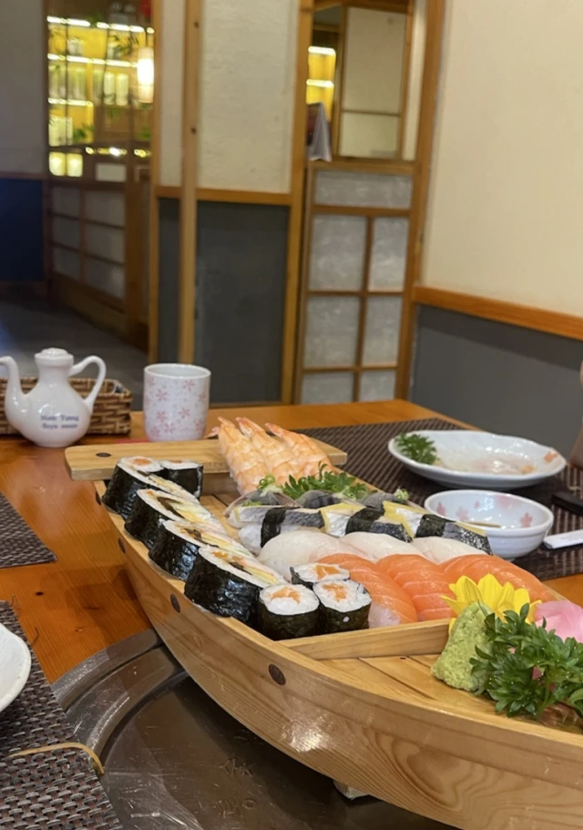 Sushi World - Phan Bội Châu