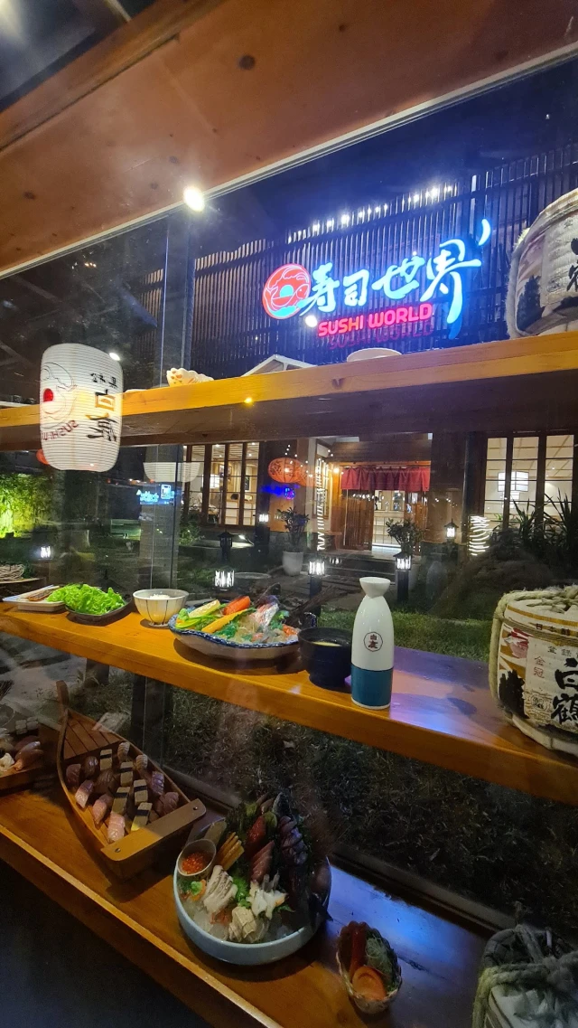 Sushi World - Phan Bội Châu - không gian 2