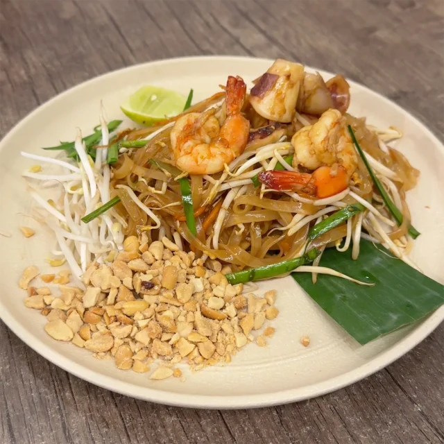 Thai Market Restaurant - 183 Nguyễn Văn Thoại