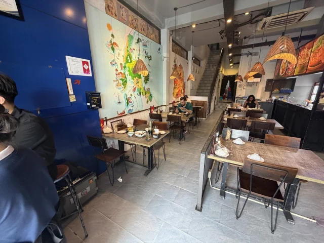 Thai Market Restaurant - 183 Nguyễn Văn Thoại - không gian 2