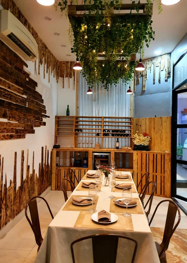 Butcher Steak & BBQ - Lê Quang Đạo - không gian 1