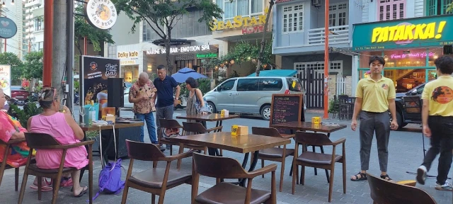 Butcher Steak & BBQ - Lê Quang Đạo - không gian 4