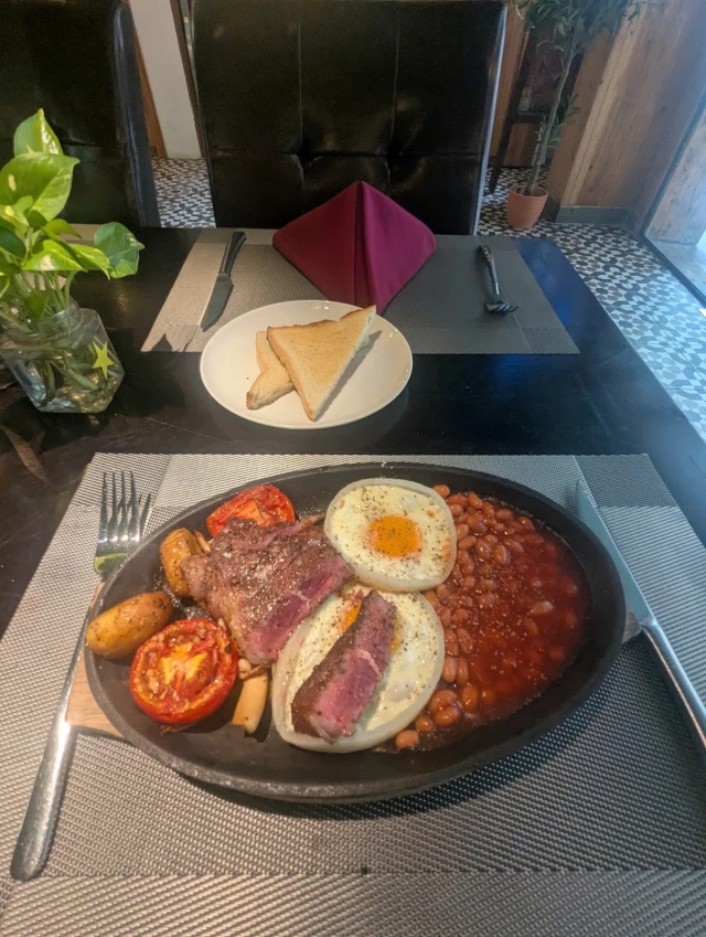 Butcher Grilled - Hoàng Kế Viêm