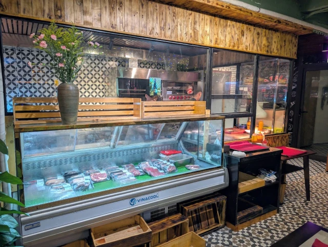Butcher Grilled - Hoàng Kế Viêm - không gian 5