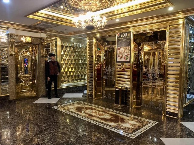 Queen Palace Karaoke - Đà Nẵng - không gian 1