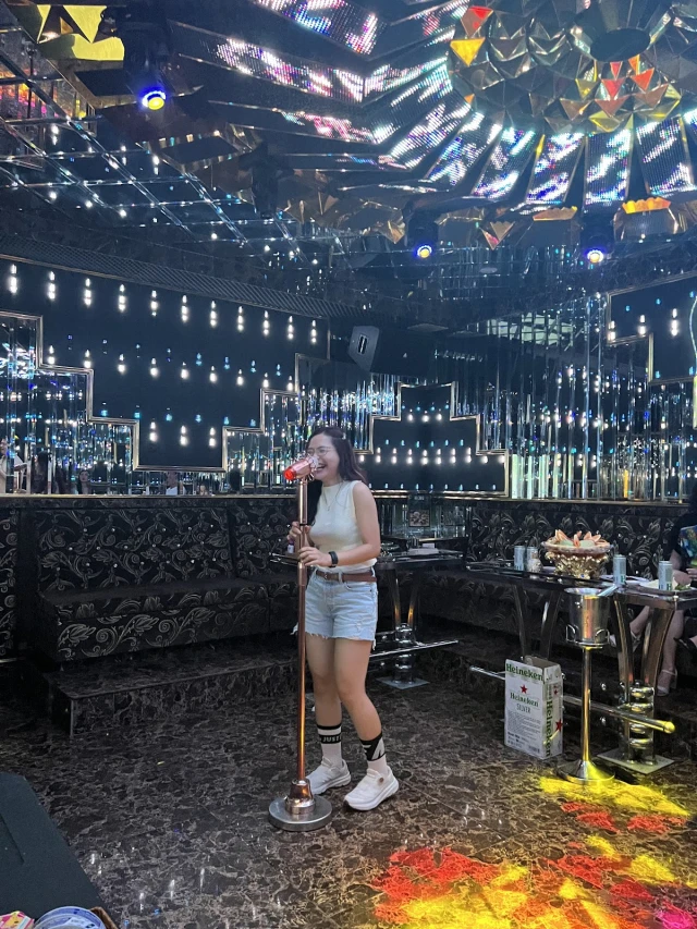 Queen Palace Karaoke - Đà Nẵng - không gian 5