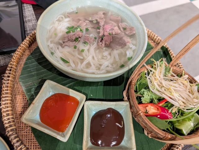 Ngon Phố Hội - Authentic Vietnamese Cuisine - Hội An