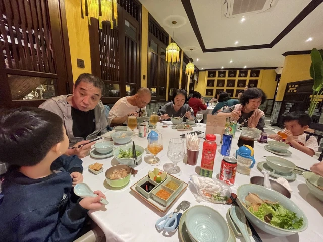 Ngon Phố Hội - Authentic Vietnamese Cuisine - Hội An - không gian 4