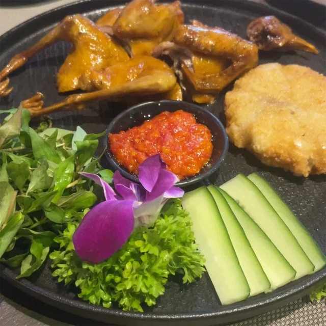 Nhà Hàng Hải Sản Ơ Kìa - Trần Phú