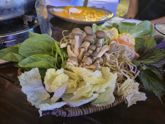 Ơ Hay - Grill & Chill - Hoàng Văn Thụ