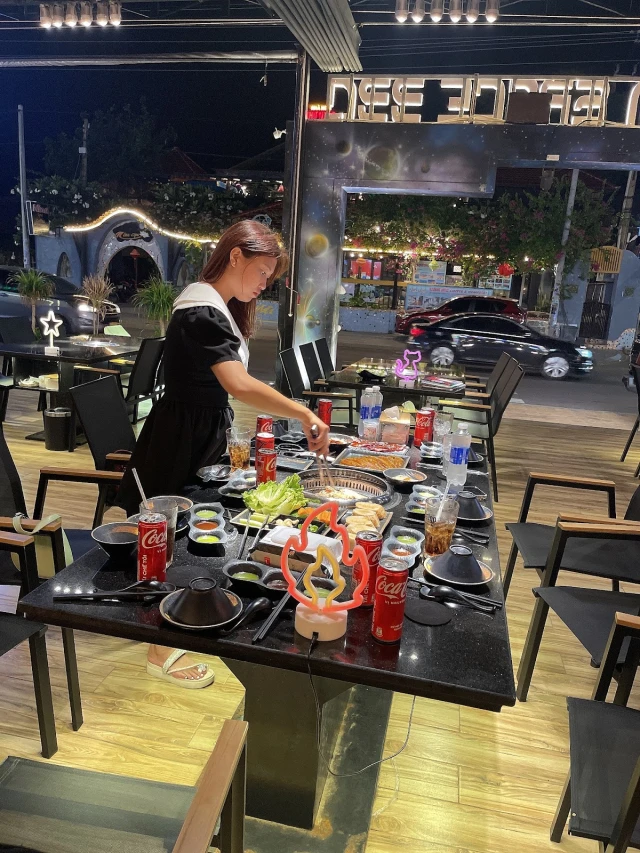 Open Space BBQ - Nguyễn Đình Chiểu - không gian 3