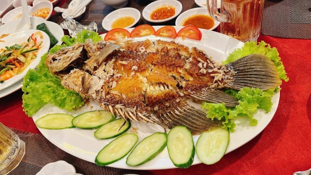 Biển Việt - Nguyễn Văn Cừ