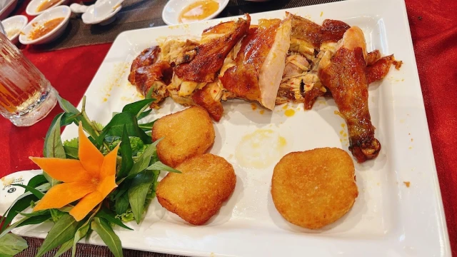 Biển Việt - Nguyễn Văn Cừ