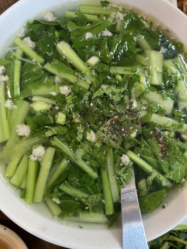 Sài Gòn Xưa Và Nay – Nguyễn Trung Trực
