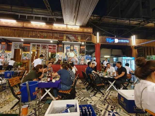 Sài Gòn Xưa Và Nay – Nguyễn Trung Trực - không gian 3