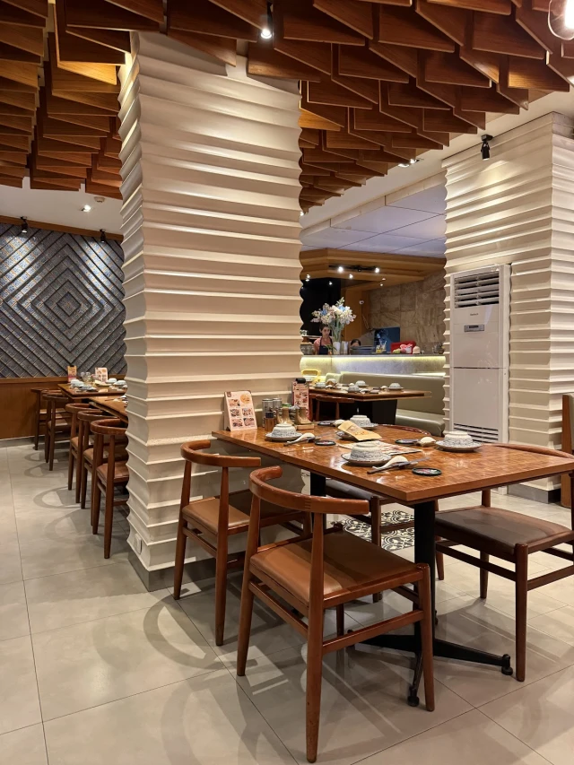 Hoàng Yến Cuisine – Ngô Đức Kế - không gian 2