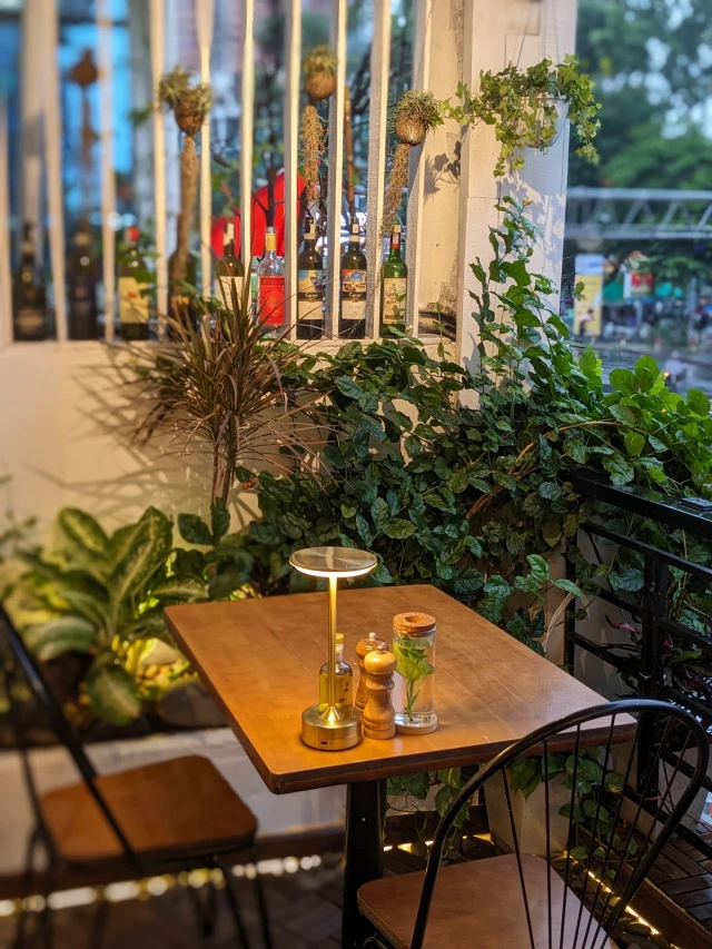 NOSSA Italian steakhouse - Phạm Hồng Thái - không gian 6
