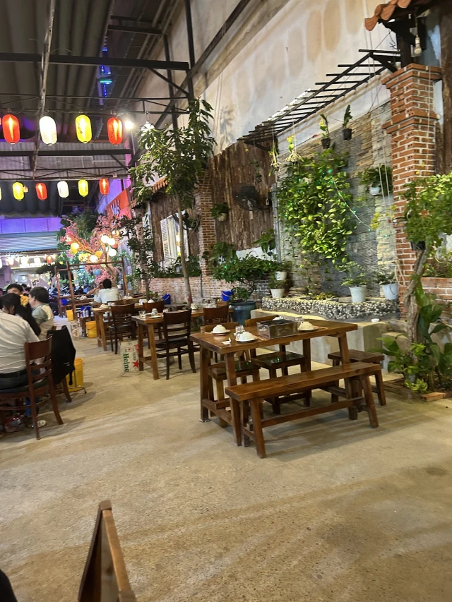 Quán Nướng Yaki - Tân Sơn Nhì - không gian 3