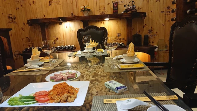 Cheer House Restaurant - Lê Ngô Cát