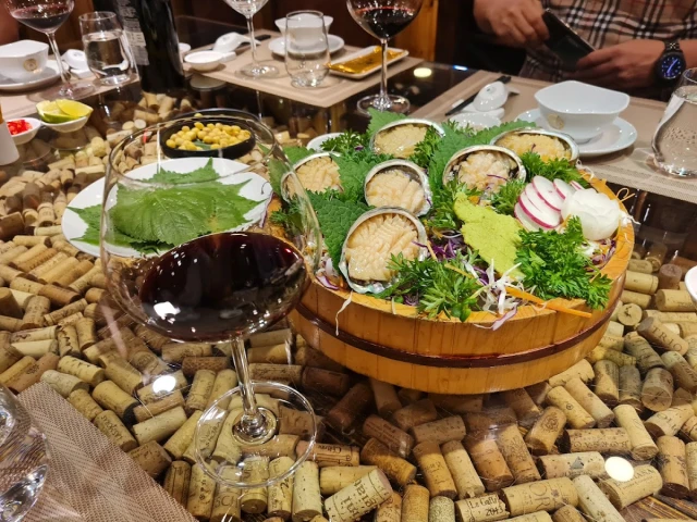 Cheer House Restaurant - Lê Ngô Cát