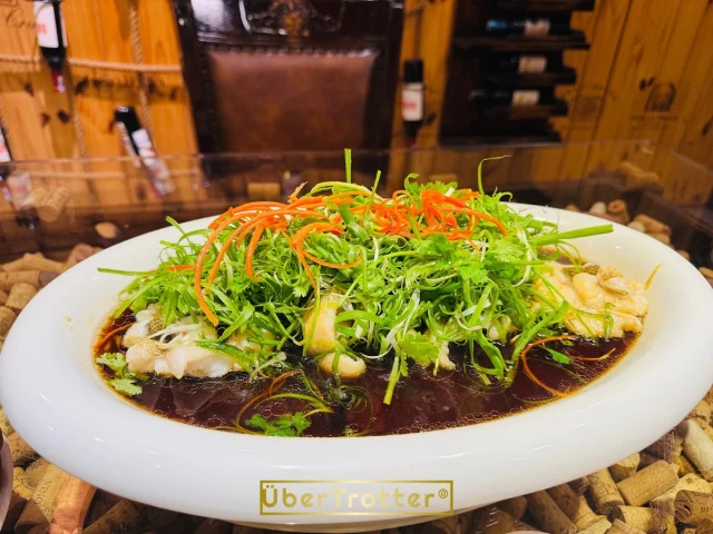 Cheer House Restaurant - Lê Ngô Cát