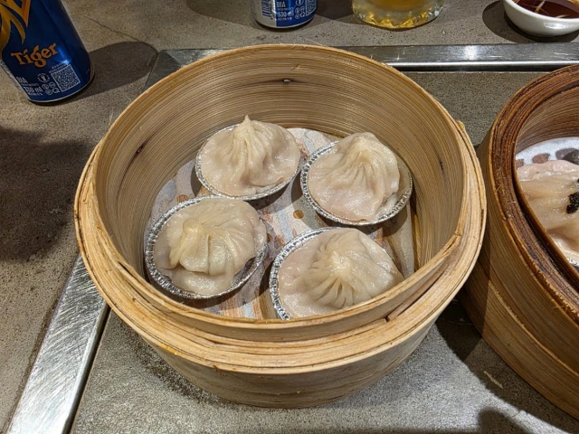Tân Hải Vân - Nguyễn Trãi