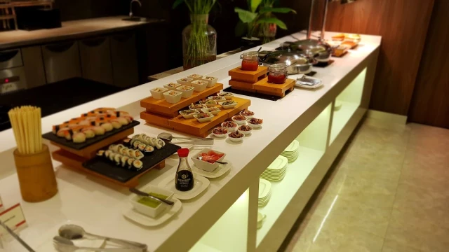 Cafe Saigon – Eastin Grand Hotel Saigon