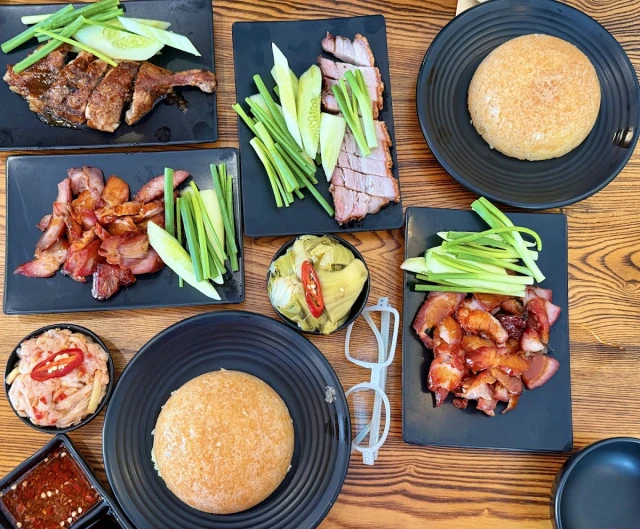 Cơm Gà Thượng Hải – Võ Văn Tần