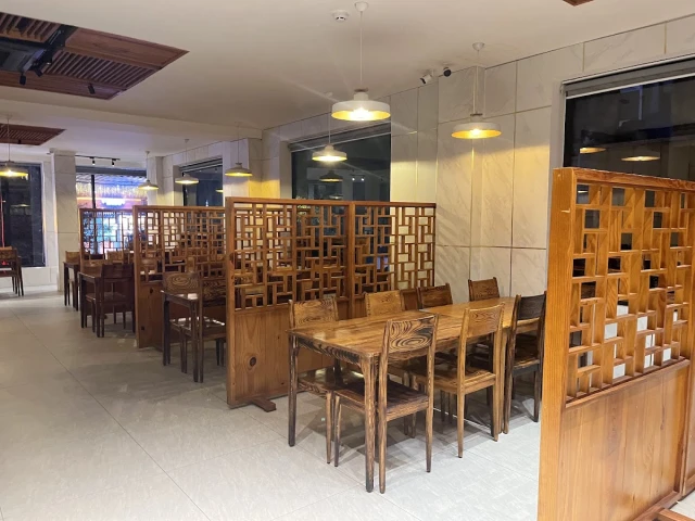 Cơm Gà Thượng Hải – Võ Văn Tần - không gian 5