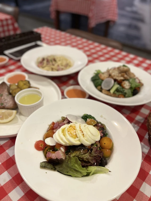 Bonjour Resto' - Nguyễn Trãi