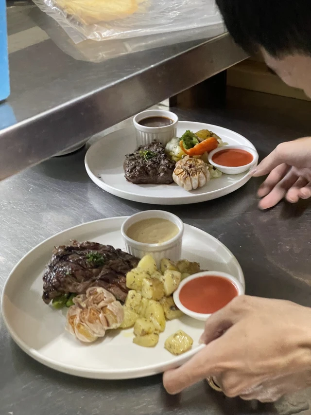Bonjour Resto' - Nguyễn Trãi